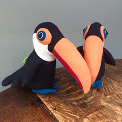 2 toucan doorstops by cdbdi