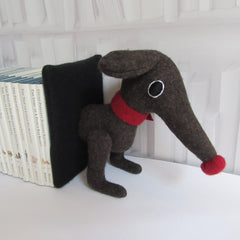 dachshund bookends front in brown by cdbdi