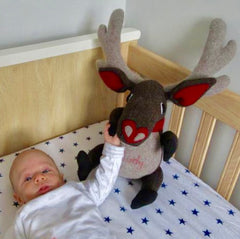 reindeer with baby by cdbdi